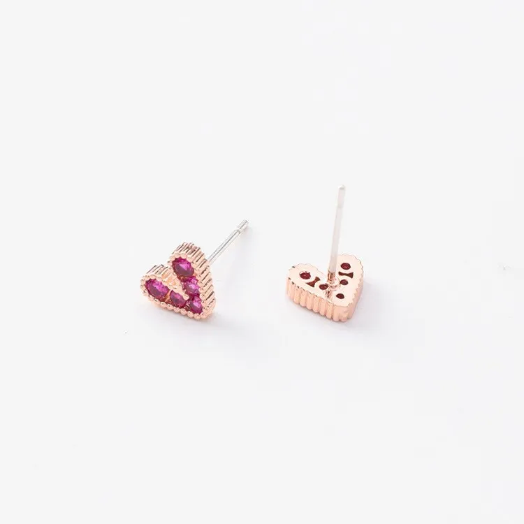 Fashion Hot Sale Sweet Peach Heart Pink Inlaid Zircon Shiny Mini Stud Earrings Faded Wild Valentine Gift Wedding Ear Jewelry