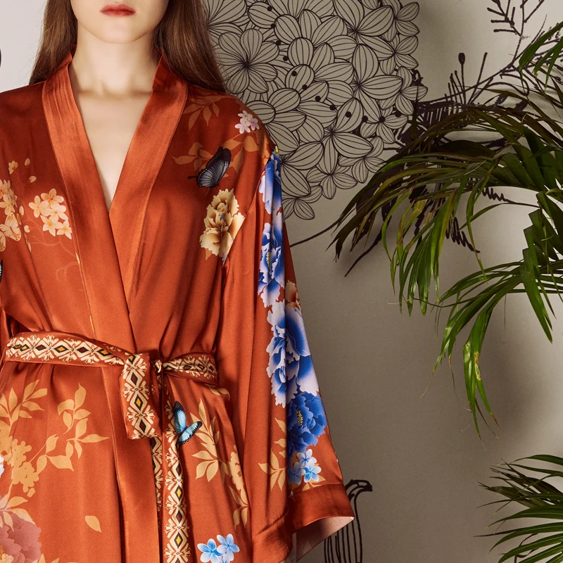 100% Silk Robe Printed Floral Vintage Female Kimono Bath Gown Long Sexy Loose Sleepwear Bathrobe With Belt Casual Home Dressing