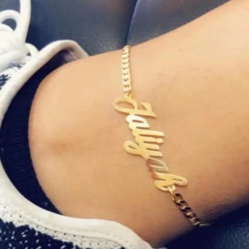 AurolaCo Custom Name Anklet Personality Stainless Steel Anklet for Women Custom Letter Nameplate Anklets Bridesmaid Jewelry Gift