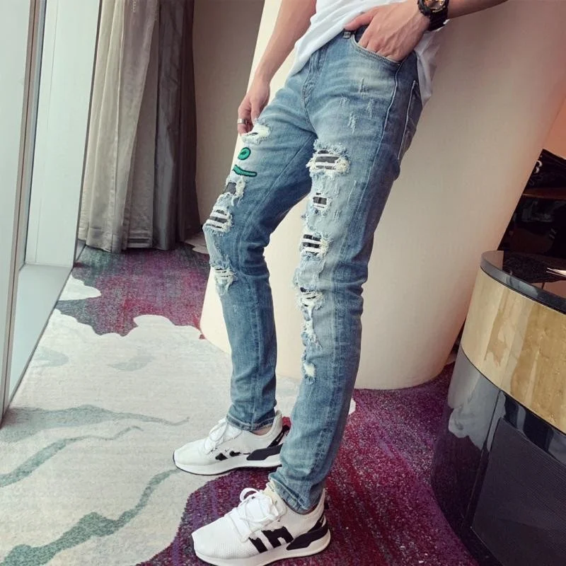 Slim Fashion Jeans Mens Summer New Korean Style Casual Embroidery Hole Design Pockets Male Vintage Classic Pants High Street