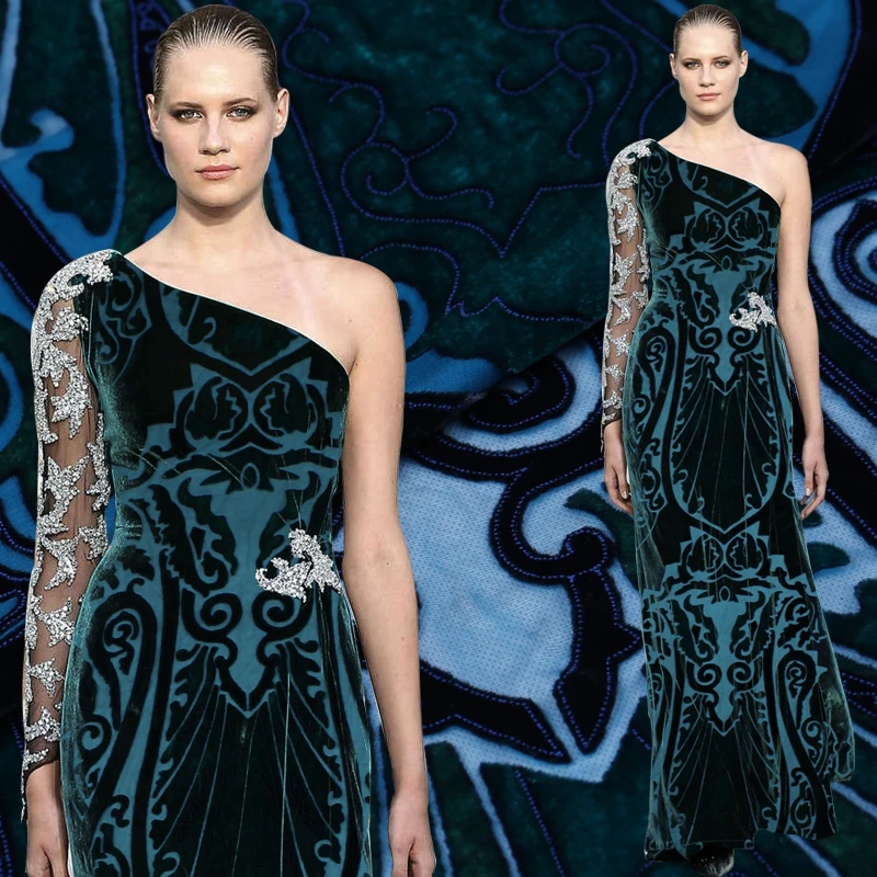 

Amazing Silk Velvet Fabric for Charming Lady Evening Dress in Jade Green Color Luxury Style