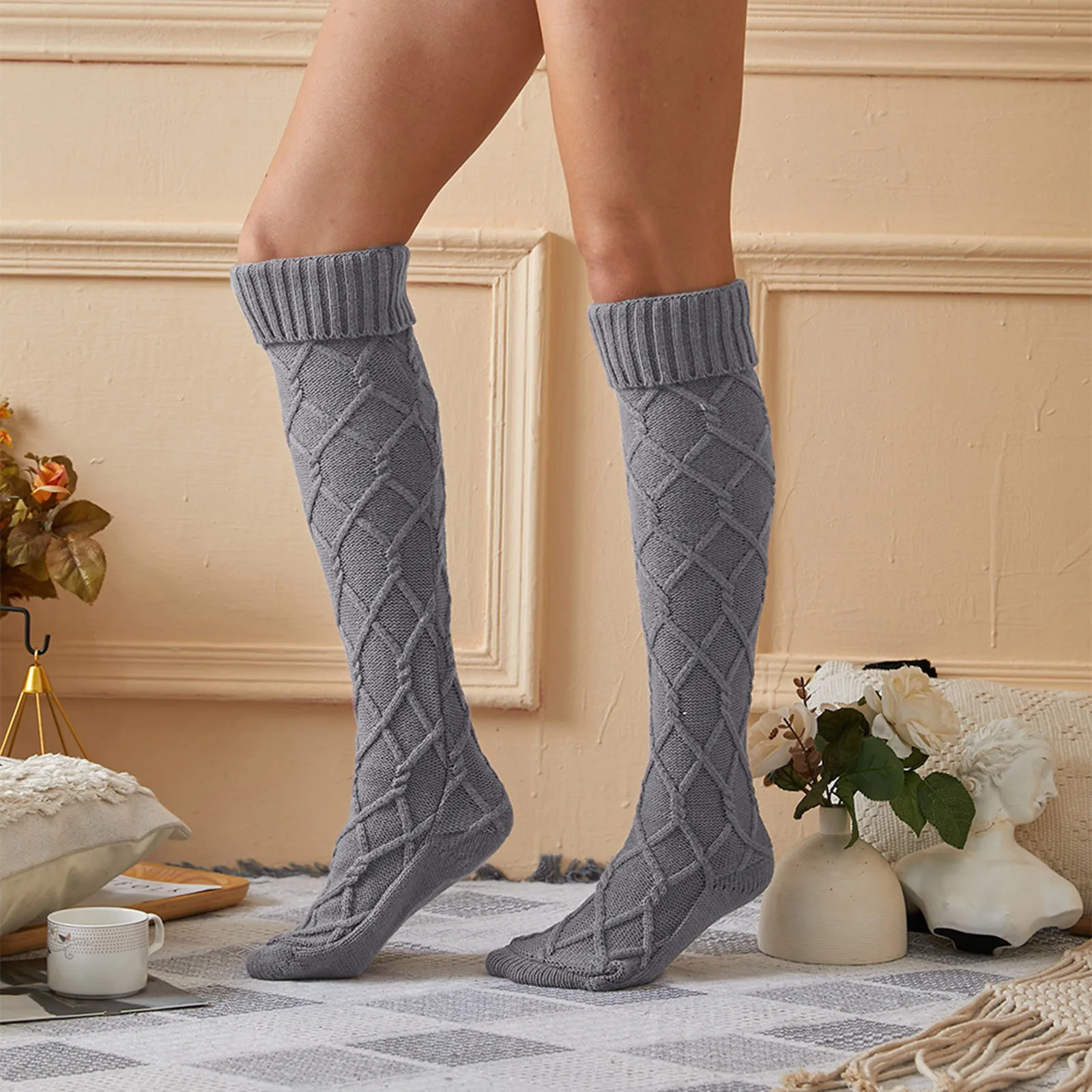 Pompom Stockings Women\'s Long Knitted Stockings For Girls Ladies Women Winter Warm Knit Socks Thigh High Over The Knee Socks