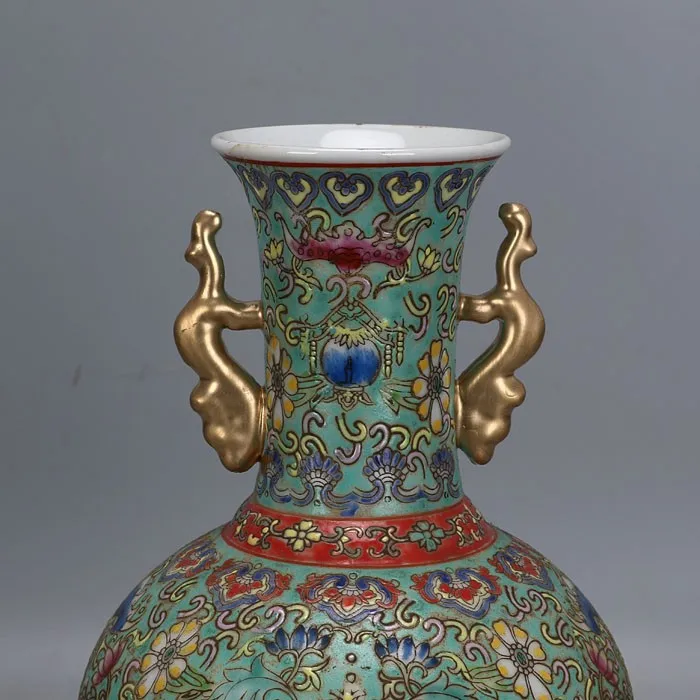 Qing Qianlong powder enamel vase with painted flower with golden two ears imitation home collection hand-made antique porcelain