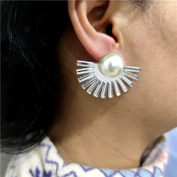 KUGUYS Fan Hollow Out Sunflower Imitation Pearl Stud Earrings for Women Acrylic Jewelry Fashion Trendy Mirror Gold Silver Color