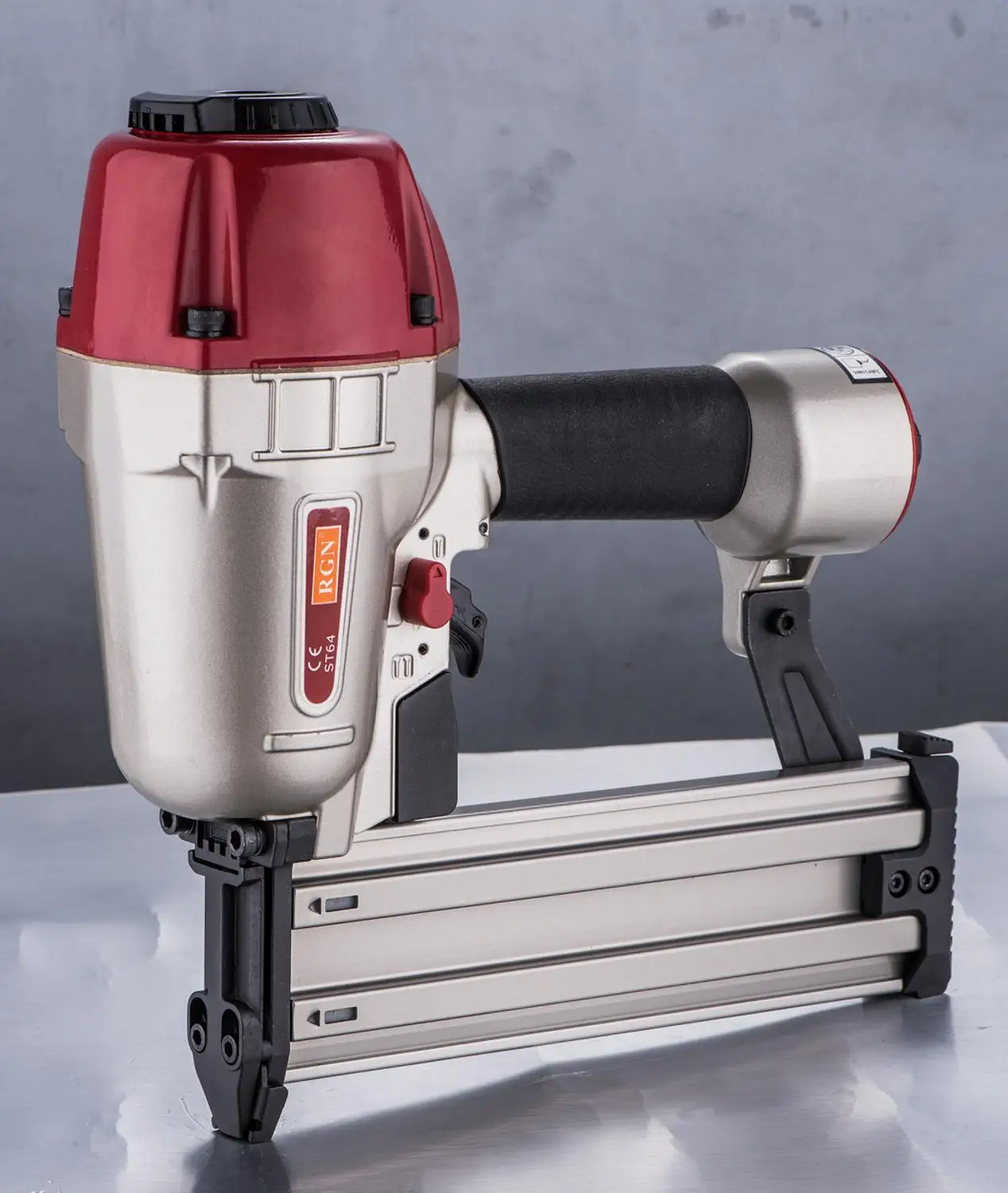 ST64 AIR concrete nailer