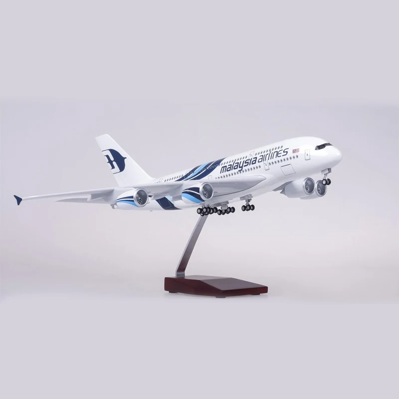 JASON TUTU-Modèle d'avion en résine moulé sous pression, Malaysia Airlines, Airbus A380, échelle 1/160, lumière et roue, avion cadeau, 46cm