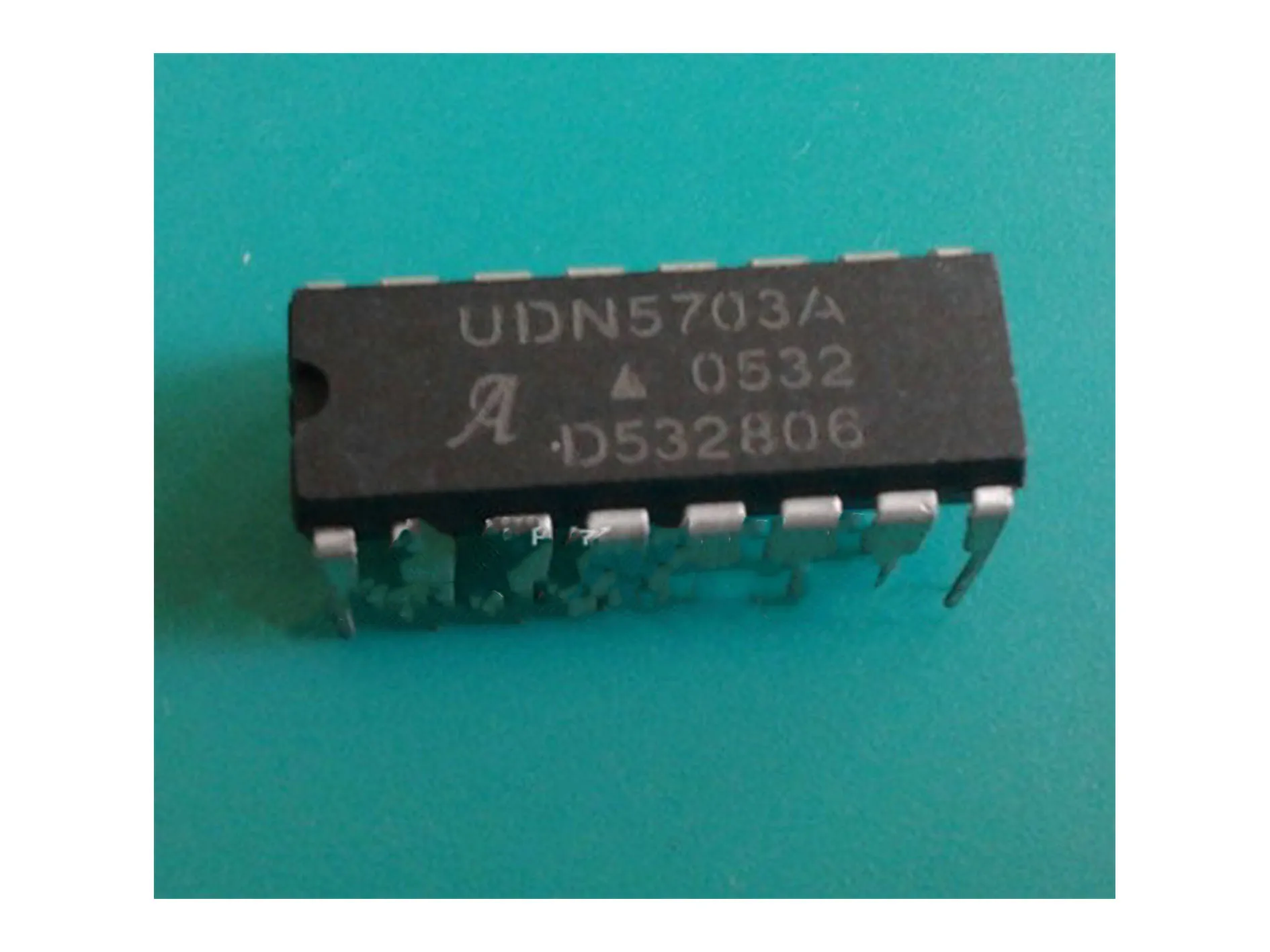 UDN5706A في خط DIP16 إدارة الطاقة رقاقة