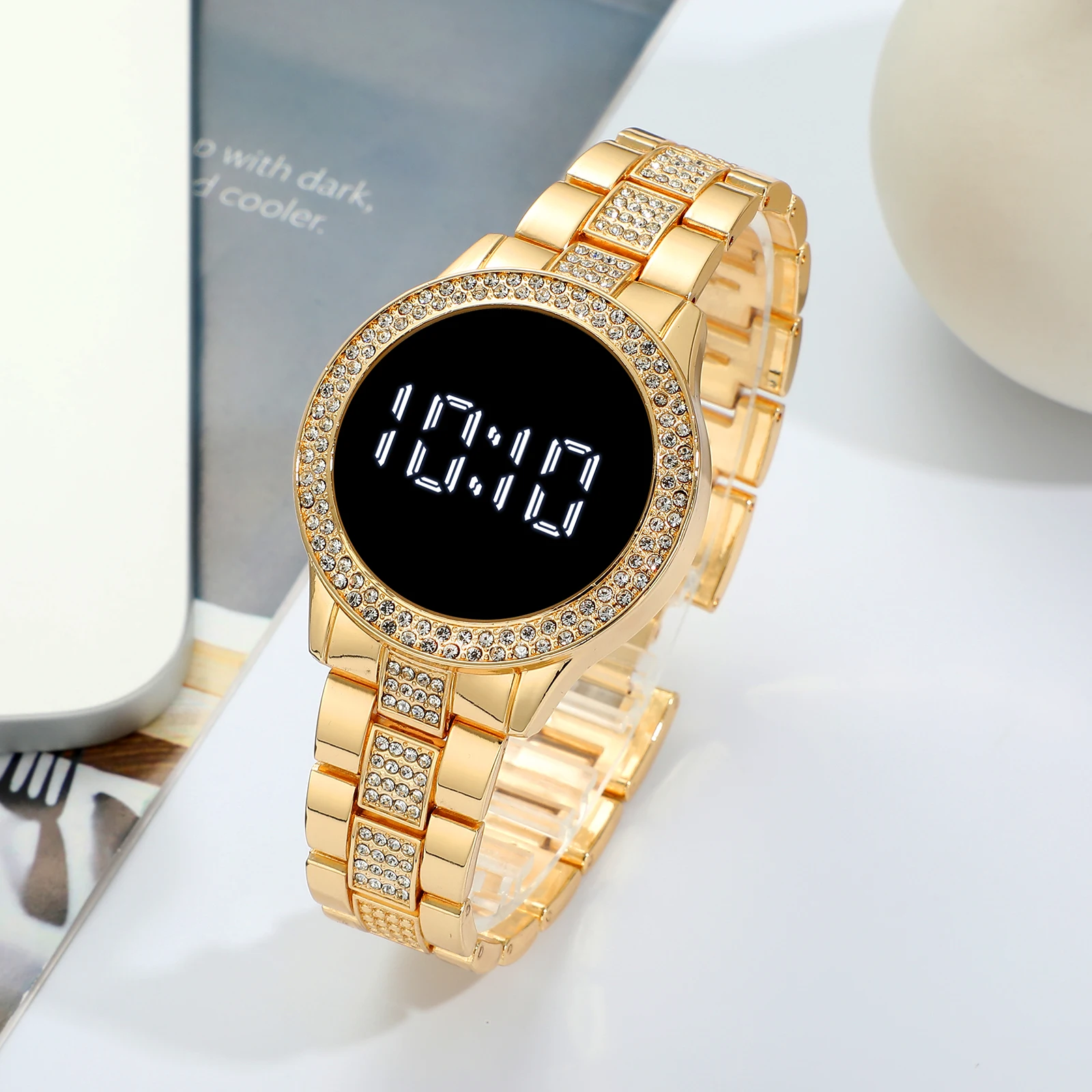 Reloj Digital Led de acero inoxidable para mujer, pulsera con diamantes de imitación, novedad de 2021