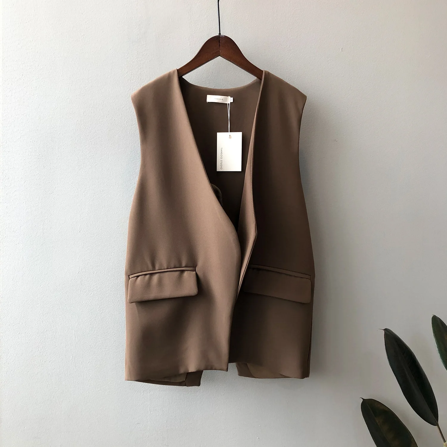 80089 Fall Women Suit Vest V-Neck Sleeveless Korean Fashion Slit Loose Elegant Solid Color All-Matching Office Ladies Waistcoat