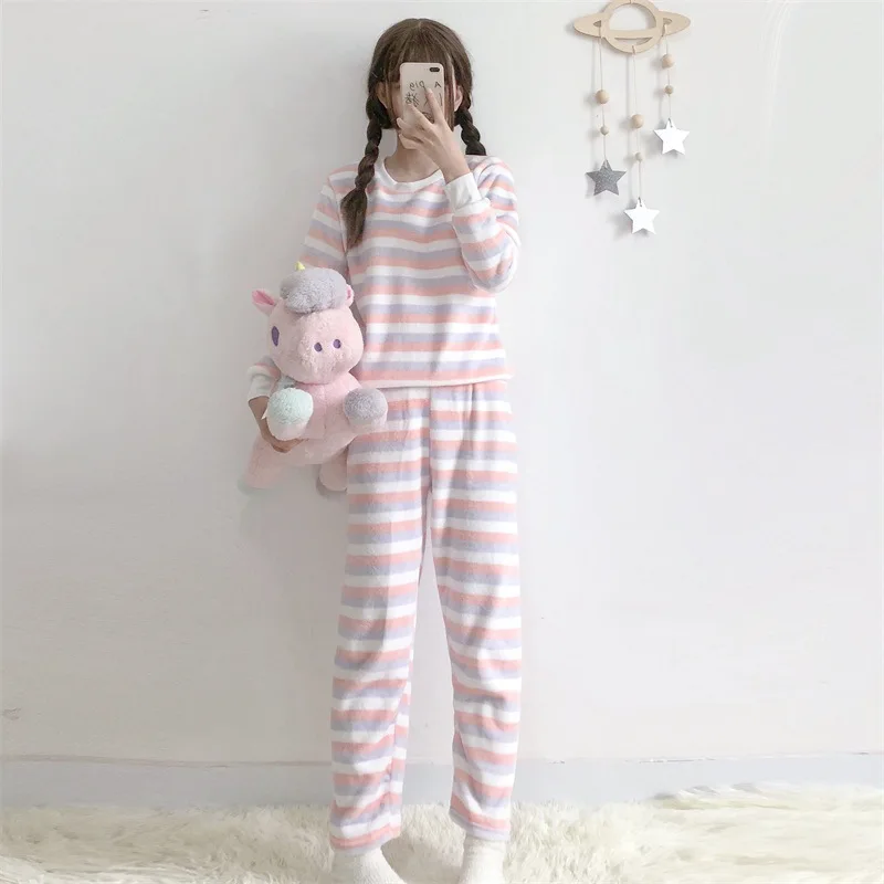 Pajamas women\'s new flannel nightwear sweet top + sleep pants two-piece home service suit simple Korean version bathrobe пижама