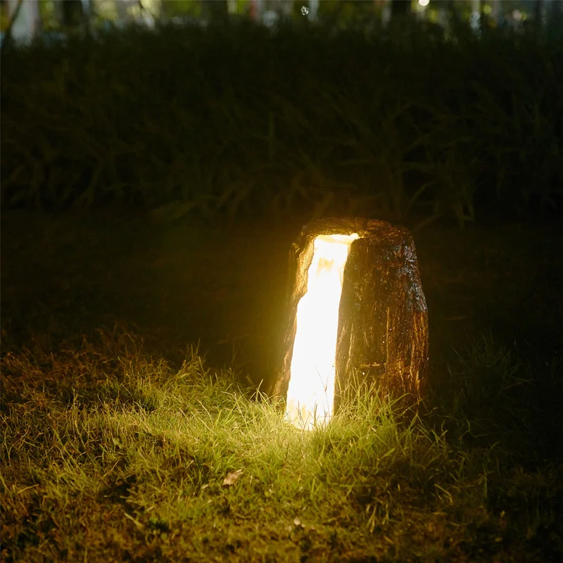 (WECUS) Engineering Custom Simulation Stump Lawn Lamp, Outdoor Garden Landscape Lamp, Park Courtyard Resin Lawn Lamp