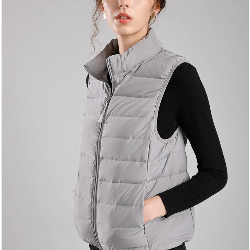 Women\'s Packable Ultra Lightweight Down Vest Outdoor Puffer Vest  90% White Duck Down Sleeveless Windproof Warm Waistcoat