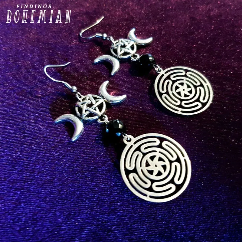 Inverted Pentagram Earrings - Goddess Witch Occult Witchcraft Gothic Darkgoddess Triplegoddess