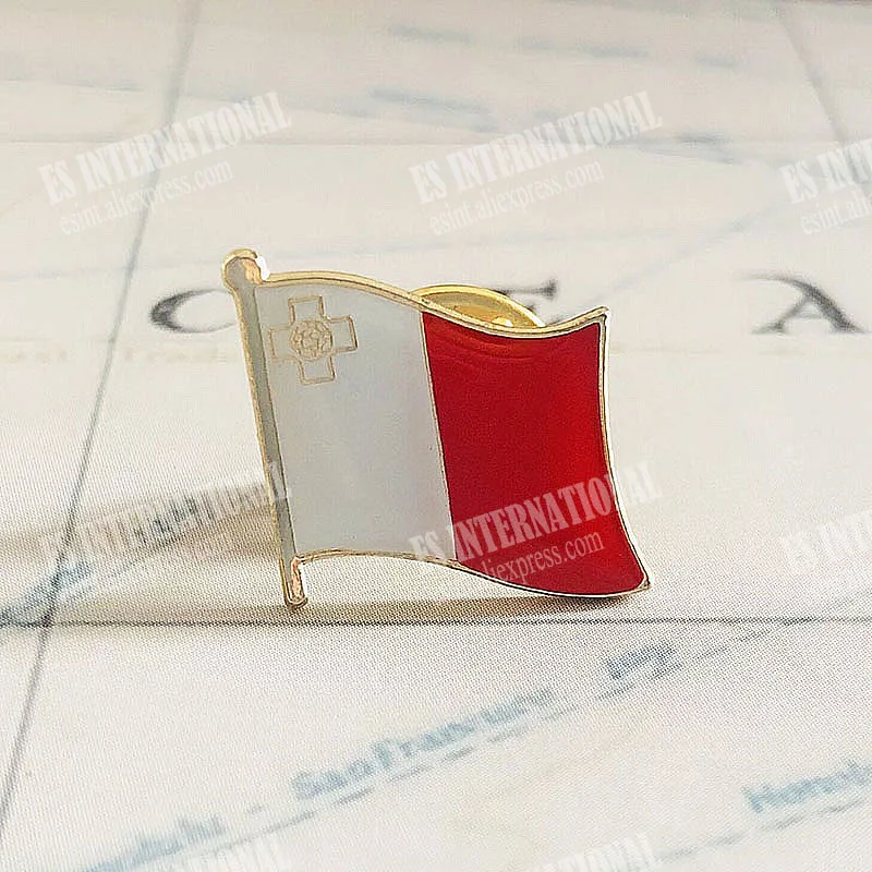 

Malta National Flag Crystal Epoxy Metal Enamel Badge Brooch Collection Souvenir Gifts Lapel Pins Accessories Size1.6*1.9cm