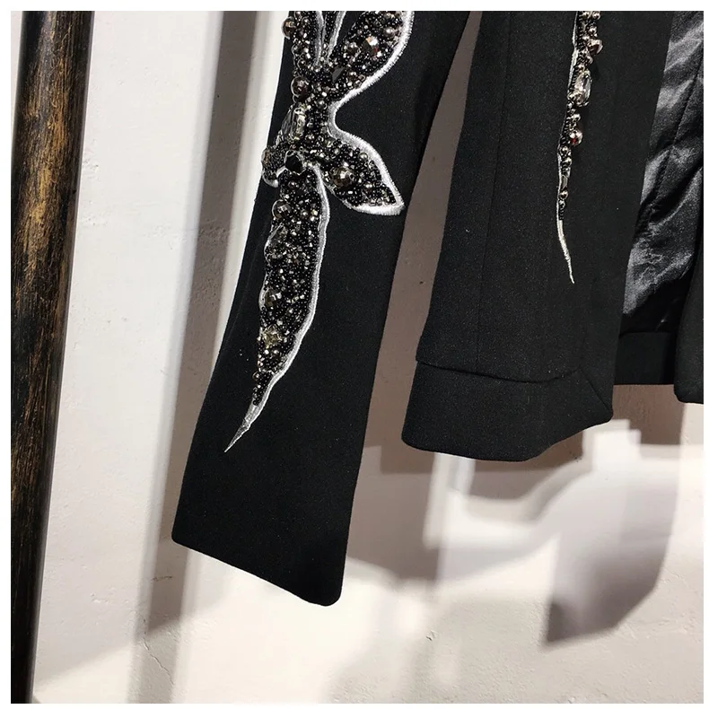 Men's Designer Embroidery Gems Beading Jacket Wedding Party Suit Runway Fashion Nightclub Singer Performance Costumes Black Coat