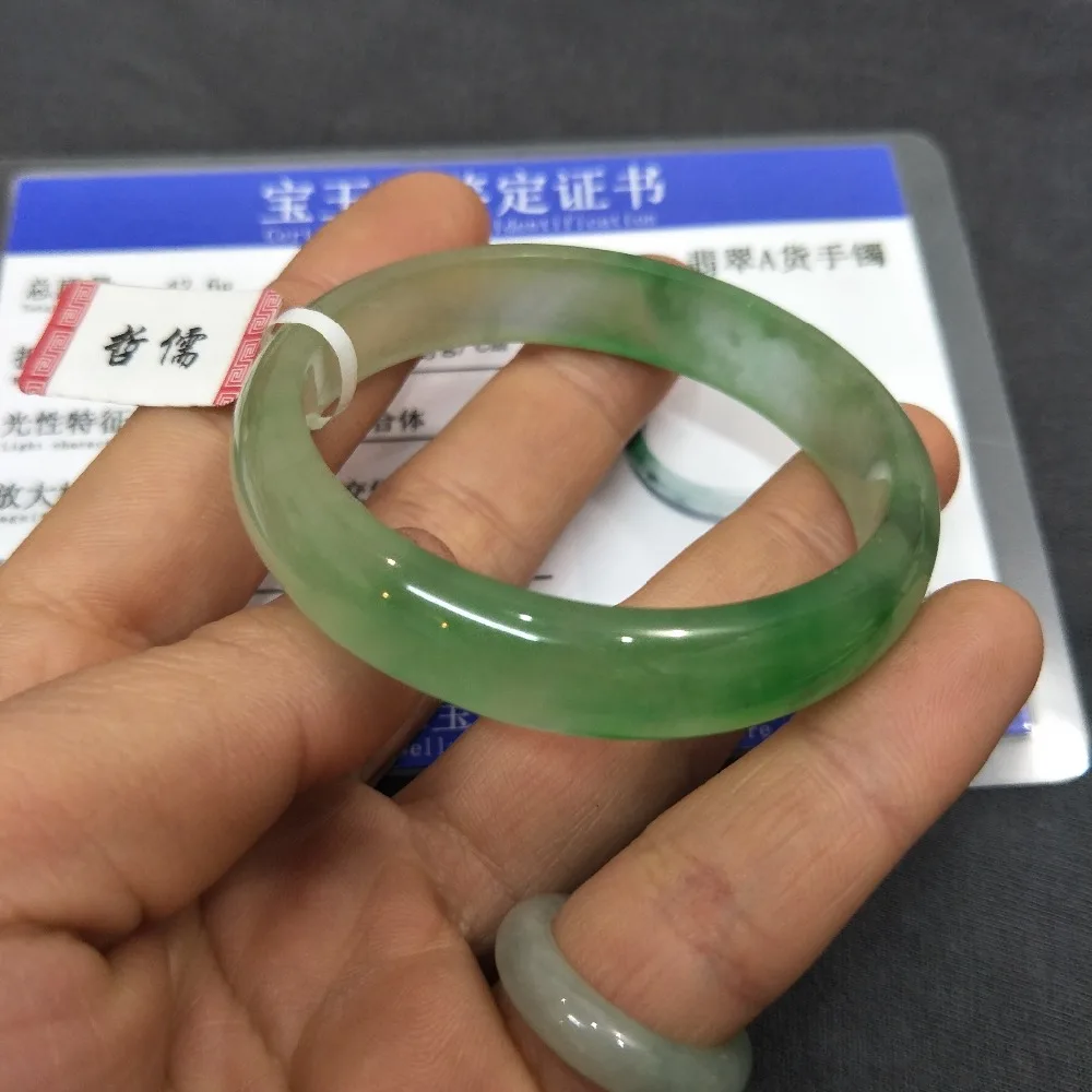 

Natural Jade Noble Light Green Two-Color Female Jewelry Girl Bracelet