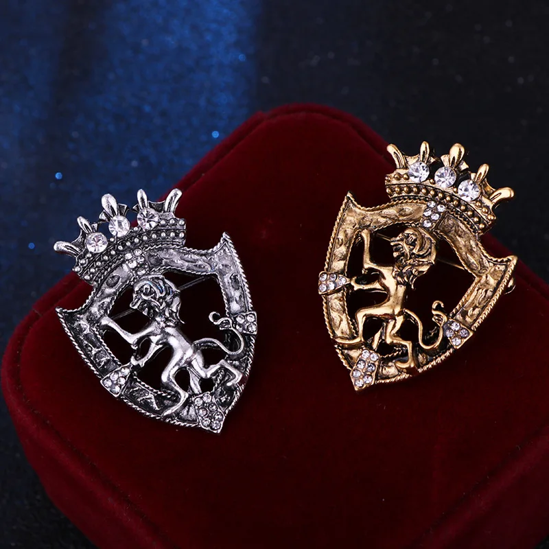 Retro Lion Crystal Brooch Pins Animal Crown Lapel Pin Corsage Men's Shirt Suit Collar Pins Fahion Jewelry Colthing Accessories