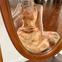 Francuska sukienka Vintage kobiety elegancka Backless Floral Halter Neck Midi sukienka letnia szyfonowa wakacyjna plaża sukienki dla kobiet 2022