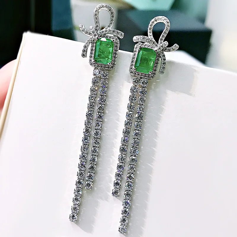 

Romance Real 925 Silver Created Moissanite Emerald Bowkont Gem Earring Eardrop Girl Luxury Women Anniversary Fine Jewelry