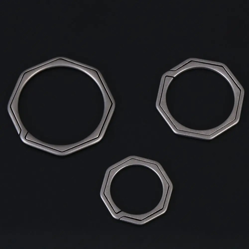 1PC Titanium Key Ring Super Lightweight Titanium Keychain Hanging Buckle For Key Rings Holder Outdoor Quickdraw Keyring Tool