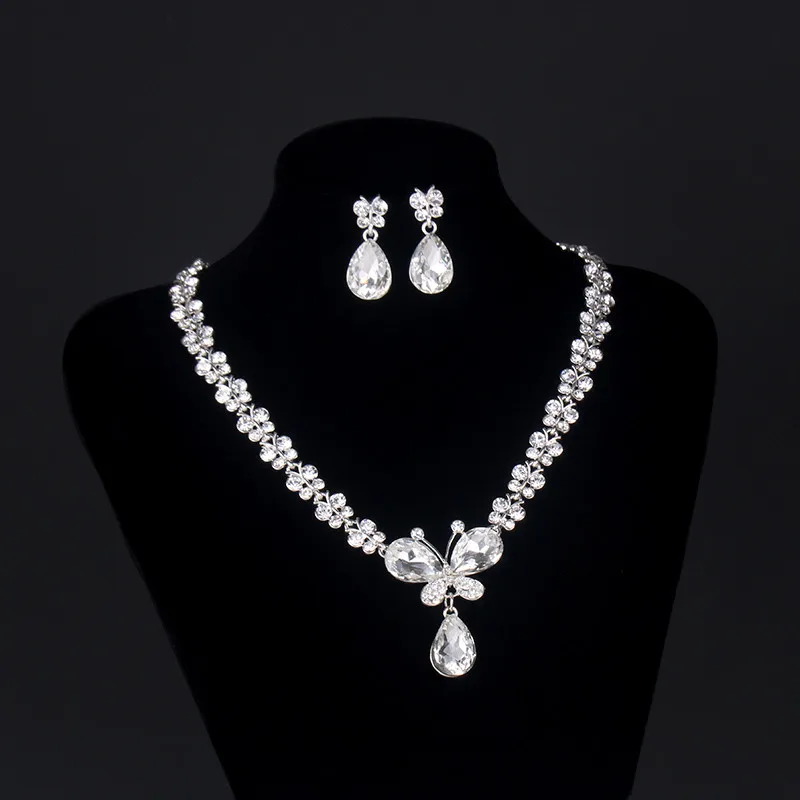 CC Fashion Jewelry Set Necklace Earrings Butterfly Pendant Chain Wedding Accessories for Women Bride Rhinestone Party Gift KC37