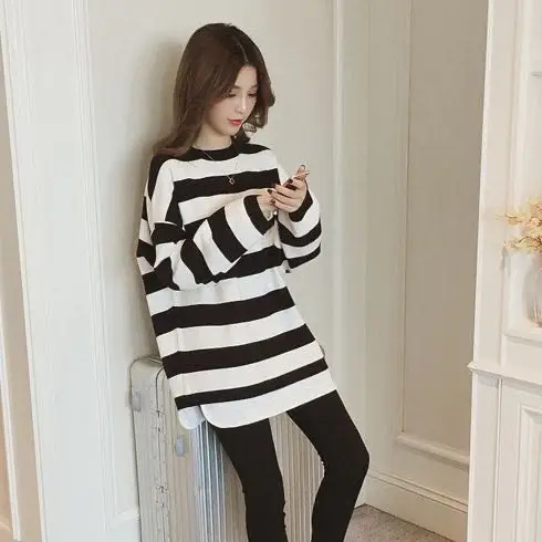 2024 New Pregnant Women Korean Style Long Sleeve O-neck Striped T-shirt Plus Size Maternity Casual Batwing Sleeve Tops Wholesale