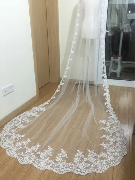 

1T white/ivory lace applique edge cathedral wedding bridal veil with comb bridal headwear bride accessories