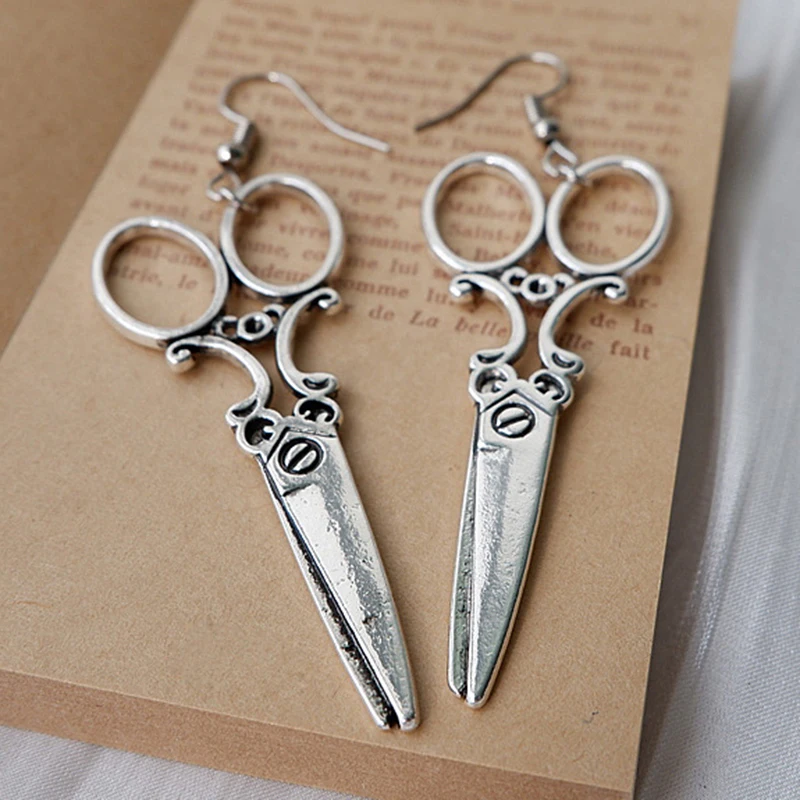 1 Pair Of Modern Earrings Handmade By New Fashion Designers, Punk-Style Scissors Earrings, Women'S Earrings.