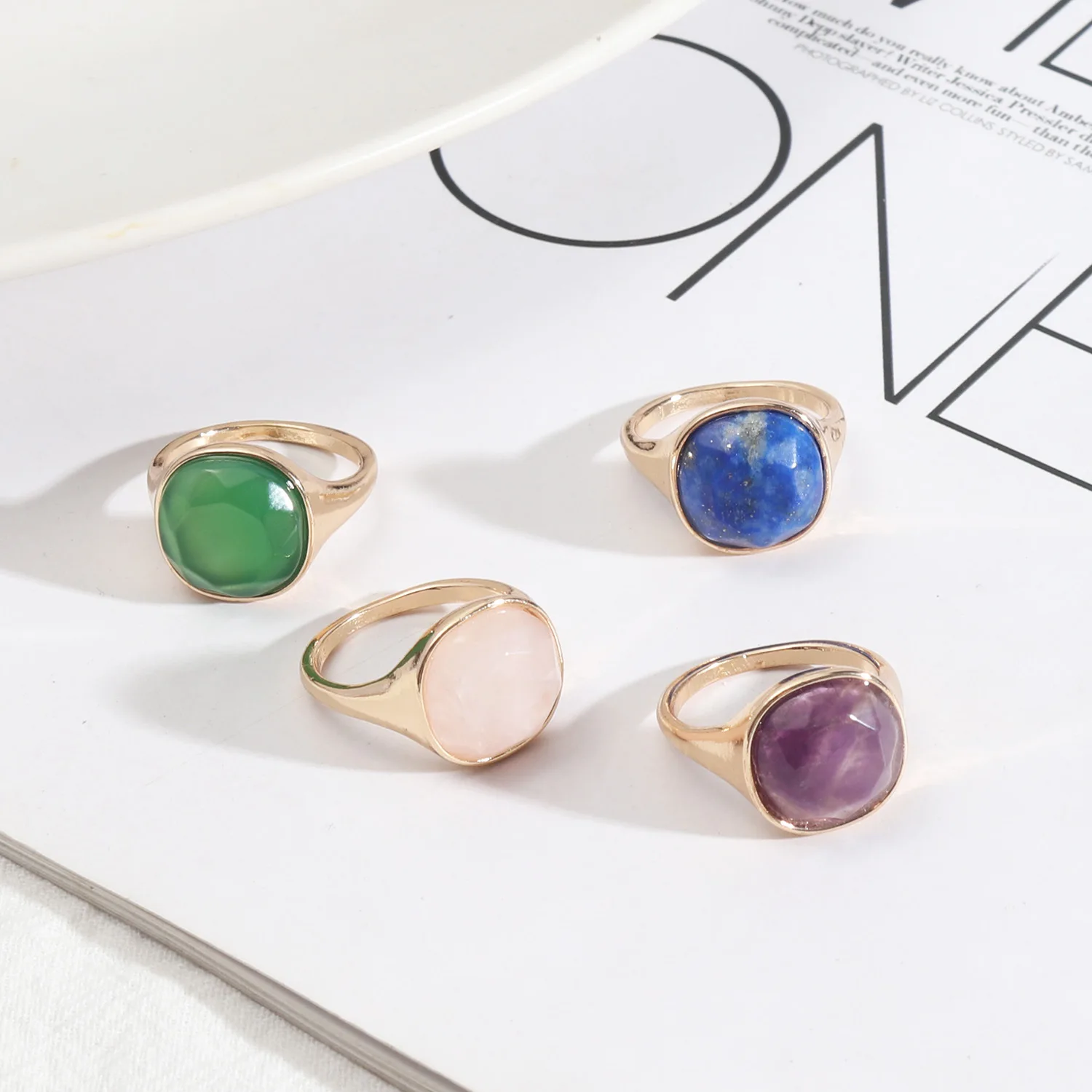 Fashion Pink Rose Quartz Healing Crystal Rings Geometric Gold Plated Purple Blue Green Natural Stone Ring for Women Jewelry Gift