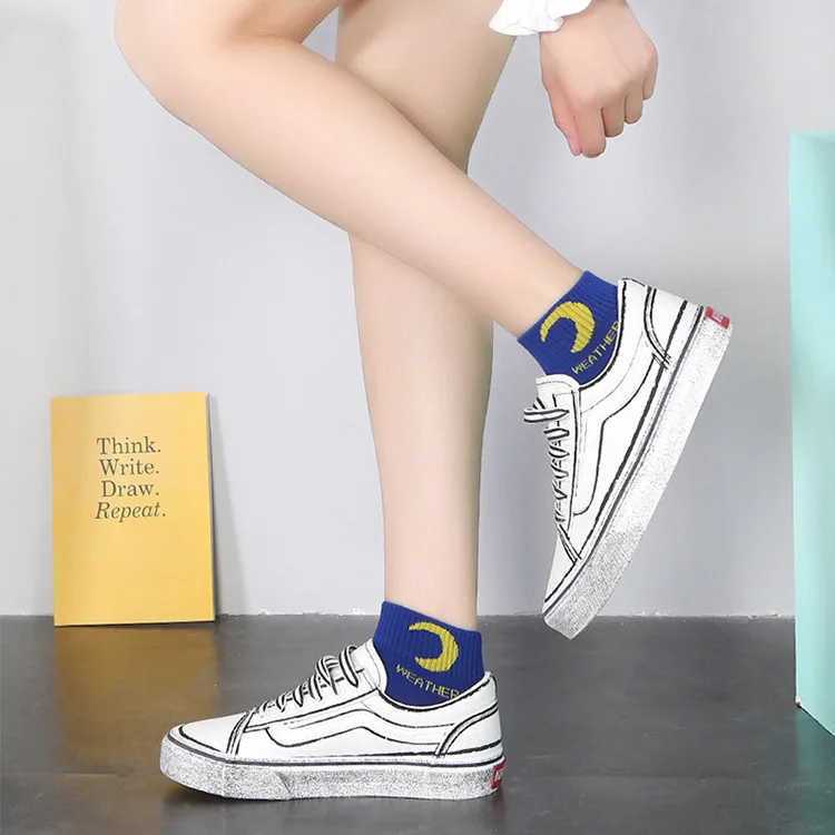 Women Socks Cartoon Cloud Patterned Cute Short Socks Fashion Sun Moon Harajuku Sock Cotton Breathable Funny Soks Hipster Sox