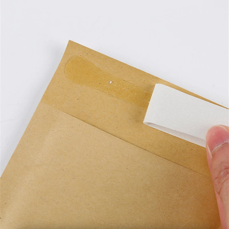 50 Stuks Natuurlijke Kraftpapier Bubble Envelop Self Seal Verzending Mailing Postal Koerier Verpakking Zak Waterdichte Bubble Mailers