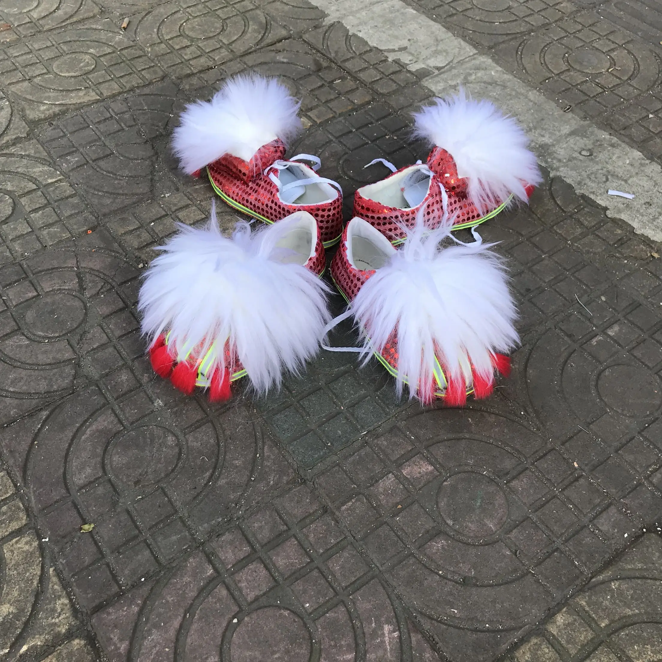 Wool Lion Dance Shoes Mascot Costume Wool Chinese Folk Art Southern Lion Two Adults Cosplay Party Game Advertising