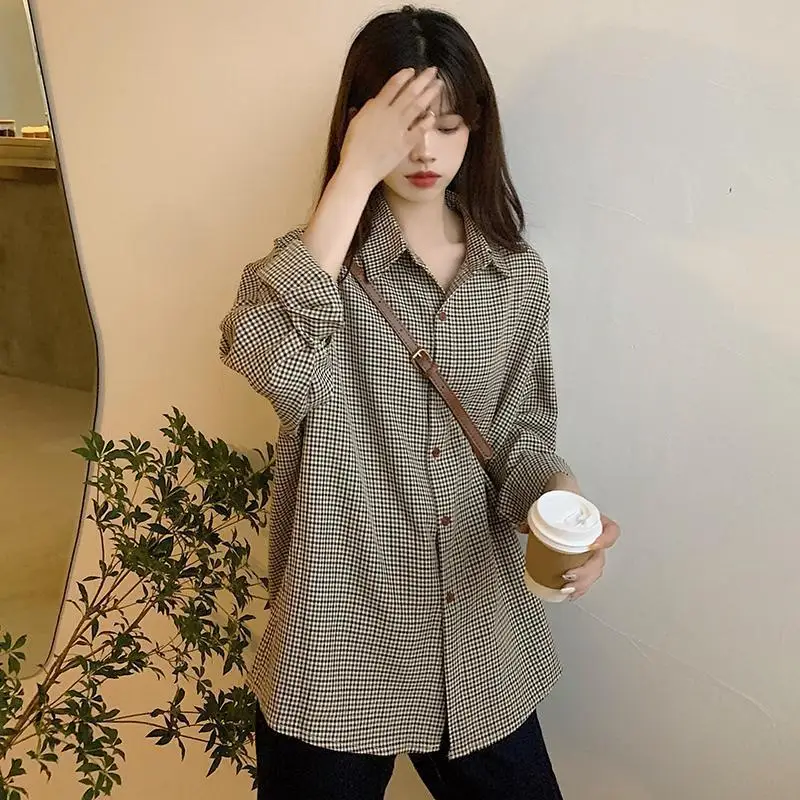 Plaid Shirts Women Autumn Vintage Female Loose Harajuku Tops Stylish Holiday Casual OL Classic Basic Tender Aesthetic Simple Ins