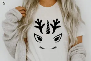 Personalized women's T-shirts, perfect for gifts. Choose the design you like the most and surprise with a unique detail. Shipping in 1 day from Spain.