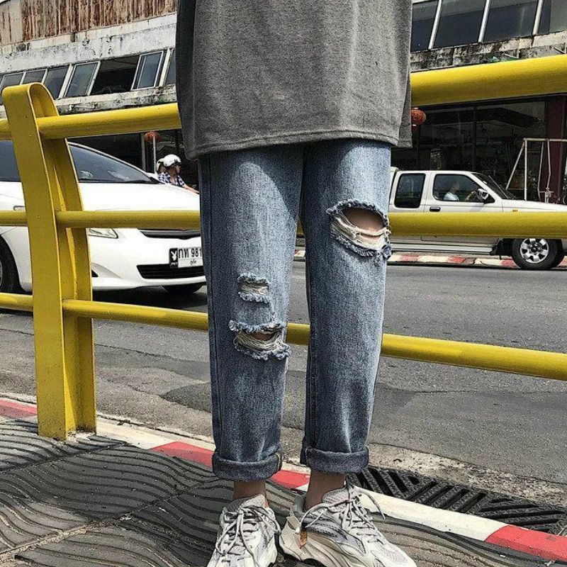 Jeans Pria Celana Panjang Lubang Lurus Denim Harajuku Chic Solid Celana Panjang Pria Gaya Korea Santai Streetwear BF All-Match In Longgar Remaja