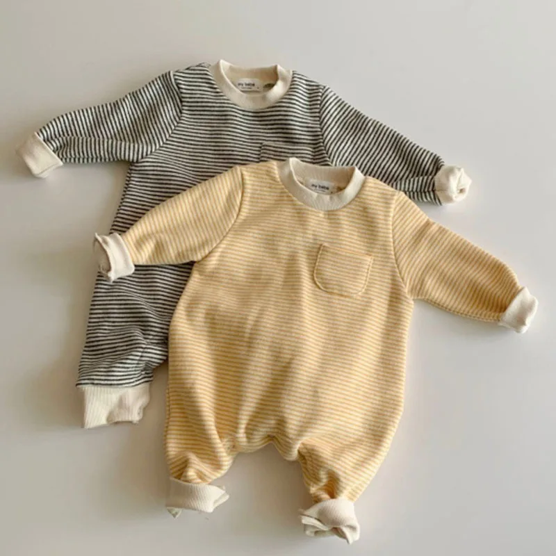 2022 Autumn And Winter Baby Jumpsuit Stripe Plush Fashion Simplicity Leisure Thickening Boys And Girls Jumpsuit Clothes