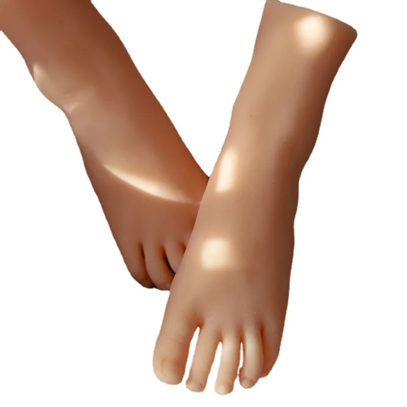 17cm Girl Kid Beauty Foot Model Simulation Photo Manicure Nail Art Silicone Stockings Lifelike Feet Small Size TPE H2800