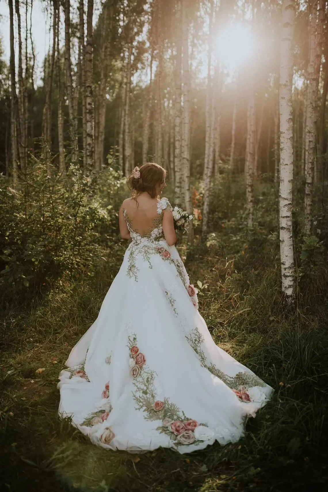 Transparent V-neck Wedding Dress New Design Rose Collection White Dress For Bridal Open Back Long Evening Dresses Elegant Gowns