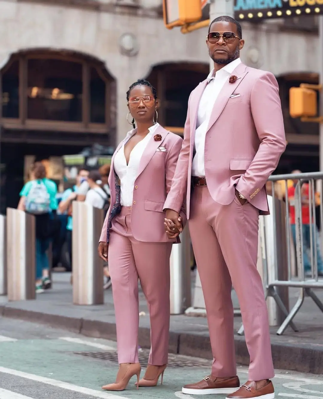 High Quality Couples Formal Tuxedos Pink Slim Fit Business Suits Groom Wedding Prom Party Outfit (Jacket+Pants)