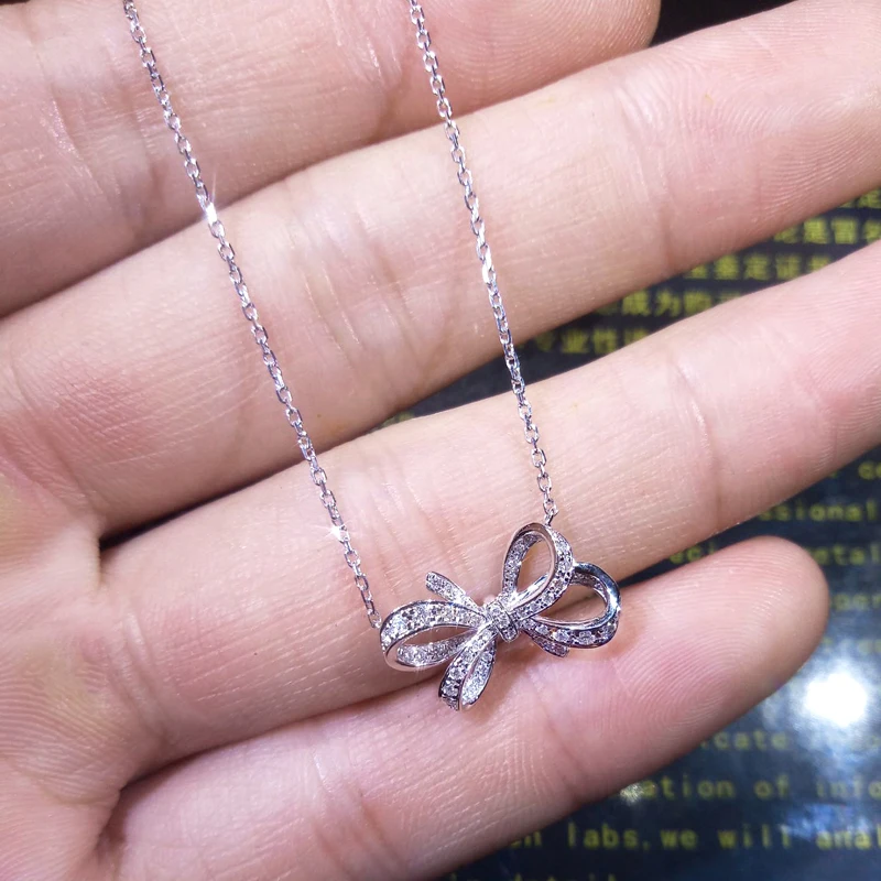 Huitan Simple Bowknot Pendant Evening Party Girl Necklace with Shiny Crystal Zircon Graceful Wear Jewelry Drop Shipping Hot Sale