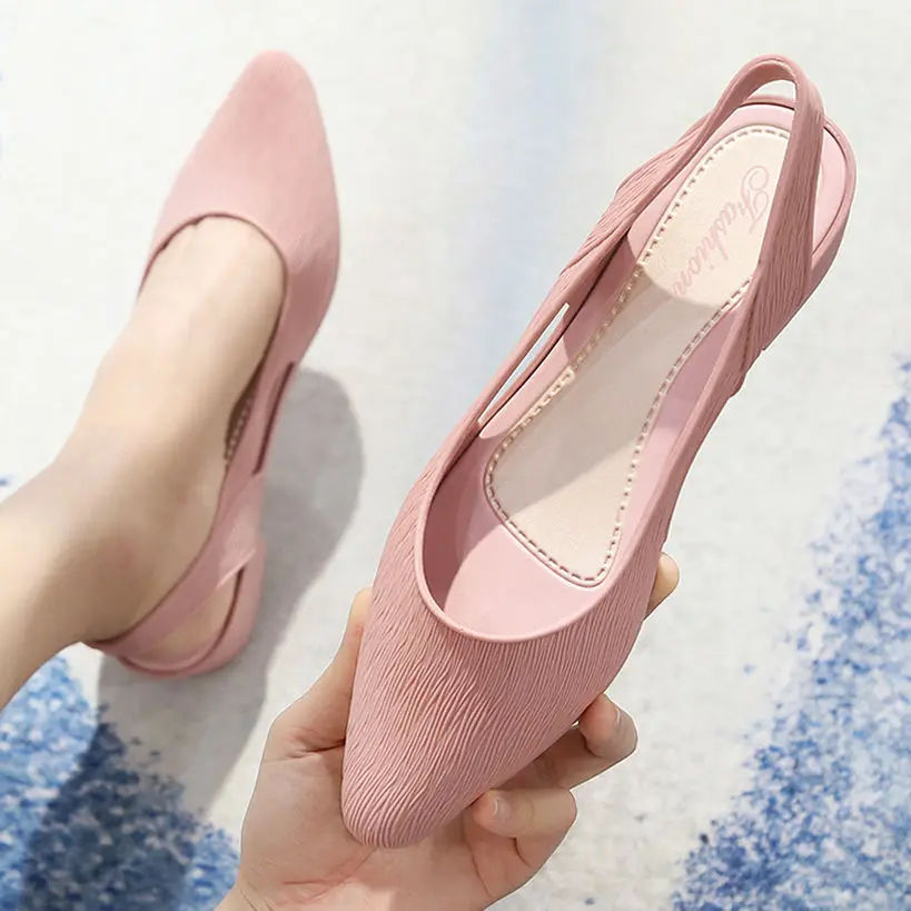 Cool 2021 New Women Casual Clogs Girl Beach Sandals Outdoor Valentine Slippers Summer Low Squre Heels Lady Jelly Sandalias Mujer