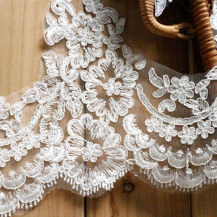 Delicate 1Yard White/Ivory Cording Fabric Flower Venise Venice Mesh Lace Trim Applique Sewing Craft for Wedding Dec. 20cm