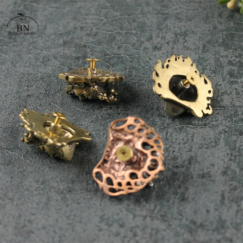 DIY Angry Buddha Skull Face Brass Screws Rivet Button Leather Bag Wallet Chains Garment Decorations Punk Retro Buckles Connector