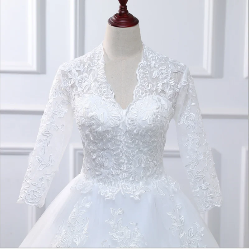 Elegant wedding dress V-Neck Backless three-quarter sleeves Net Applique Lace up Bridal Ball Gown