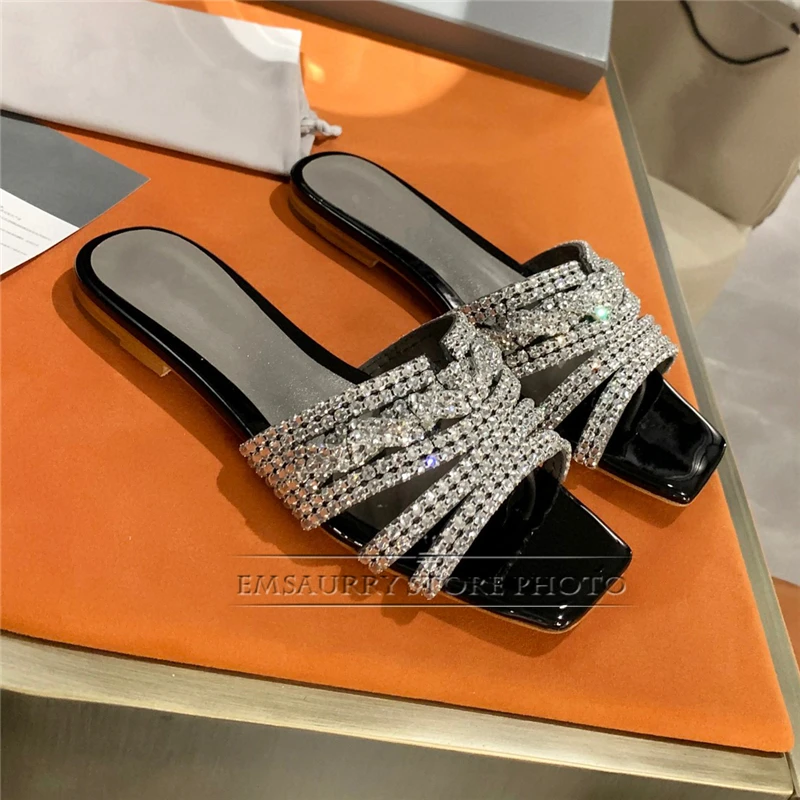 Kwadratowe klapki z wystającym palcem letnie prawdziwe skórzane na płaskim obcasie Slip-on znosić slajdy diamentowe kapcie Rhinestone kobiet