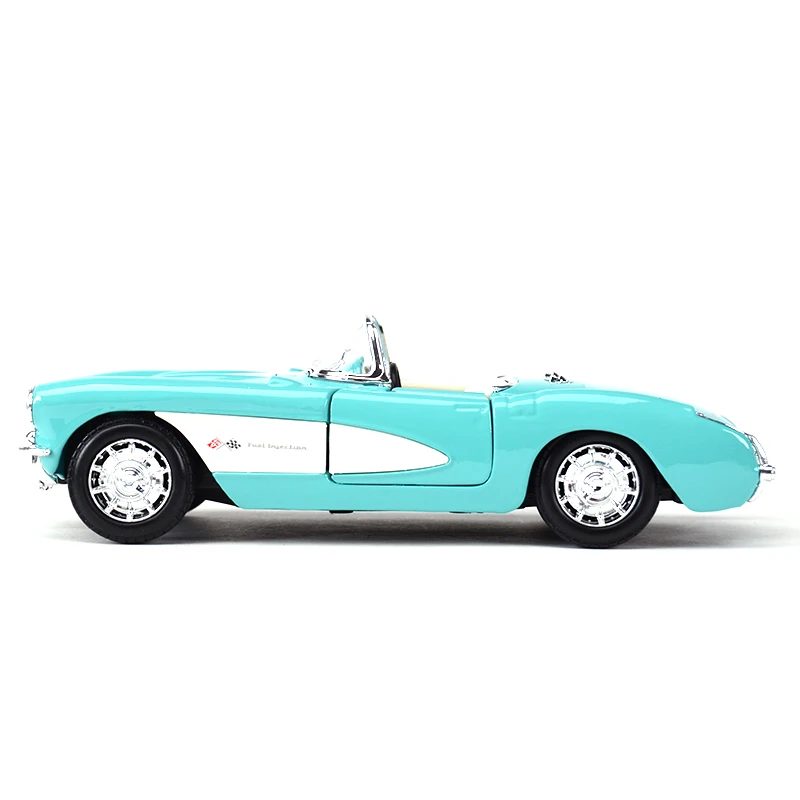 Maisto 1:24 1957 Chevrolet Corvette Sports Car Static Die Cast Vehicles Collectible Model Car Toys