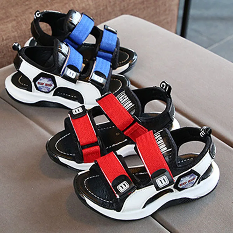 

2020 summer new children's soft bottom casual sandals boys beach shoes baby wild Korean open-toed children's shoes