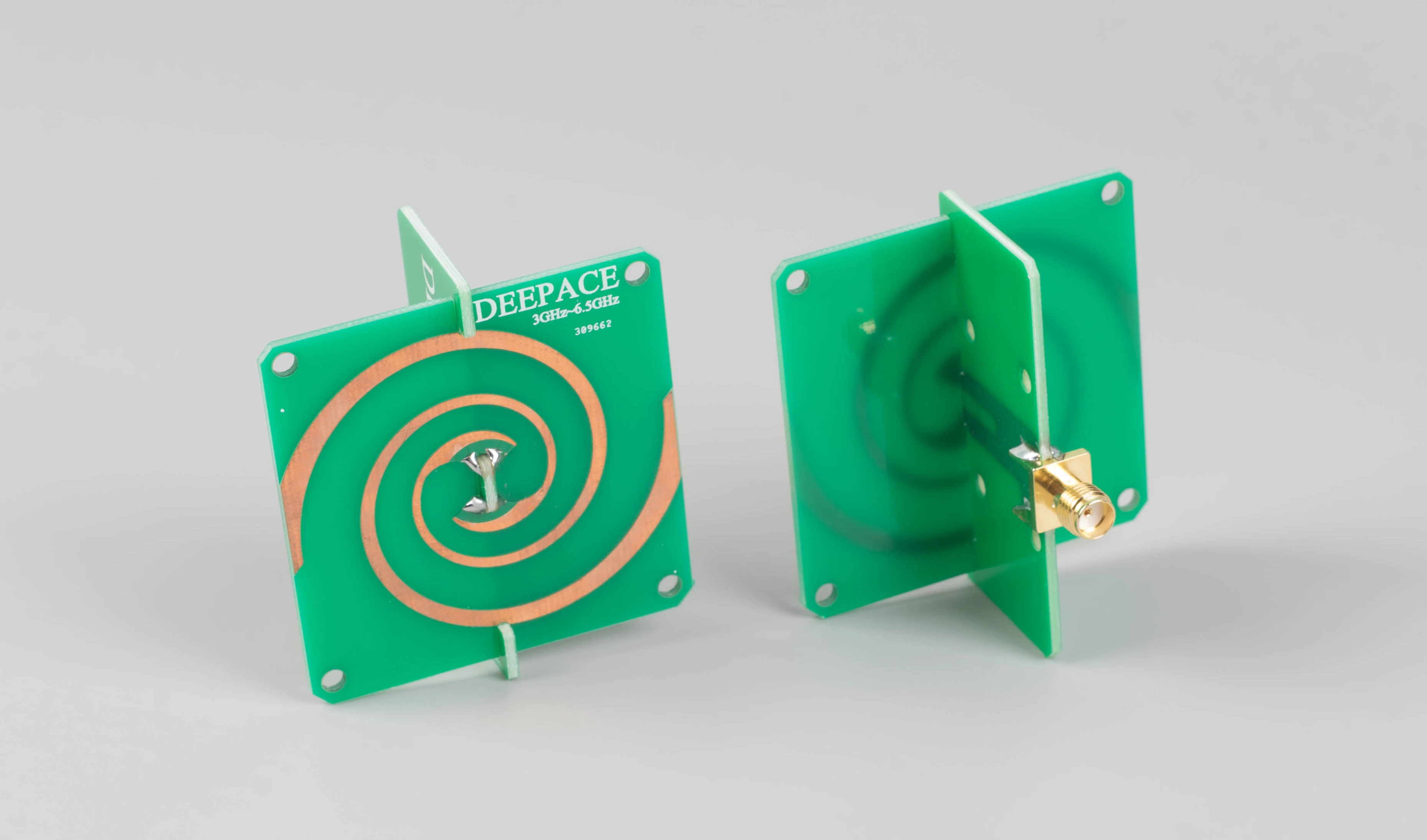 Deep Uwb-3 3ghz-6.5ghz Low Dispersion Circularly Polarized UWB Positioning Antenna