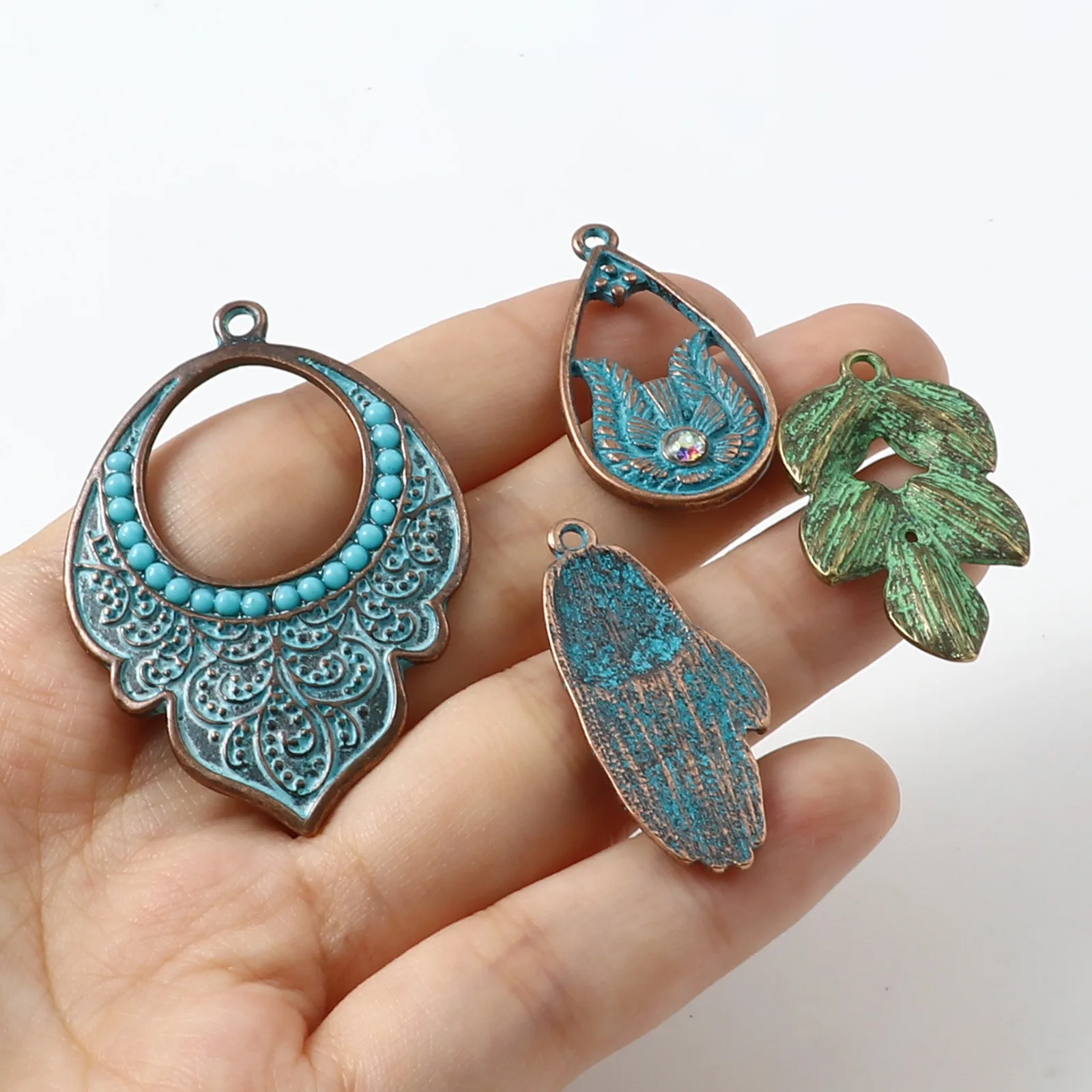 5PCs Vintage Leaf Style Charms Pendant Classic Distressed Flower Cloud Charms For Earrings Necklace DIY Jewelry Making