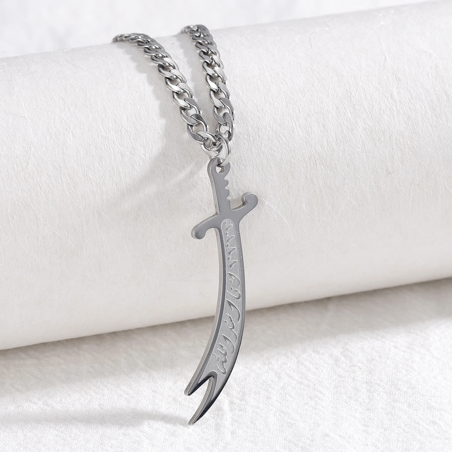 Customized Muslim Islam Knife Men Choker Necklace Jewelry Stainless Steel Arabic Pendant Necklaces For Women Nameplate Gift